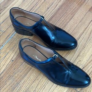 Black Leather women’s Shoes